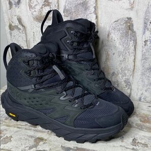 Hoka One One Anacapa Breeze Mid New